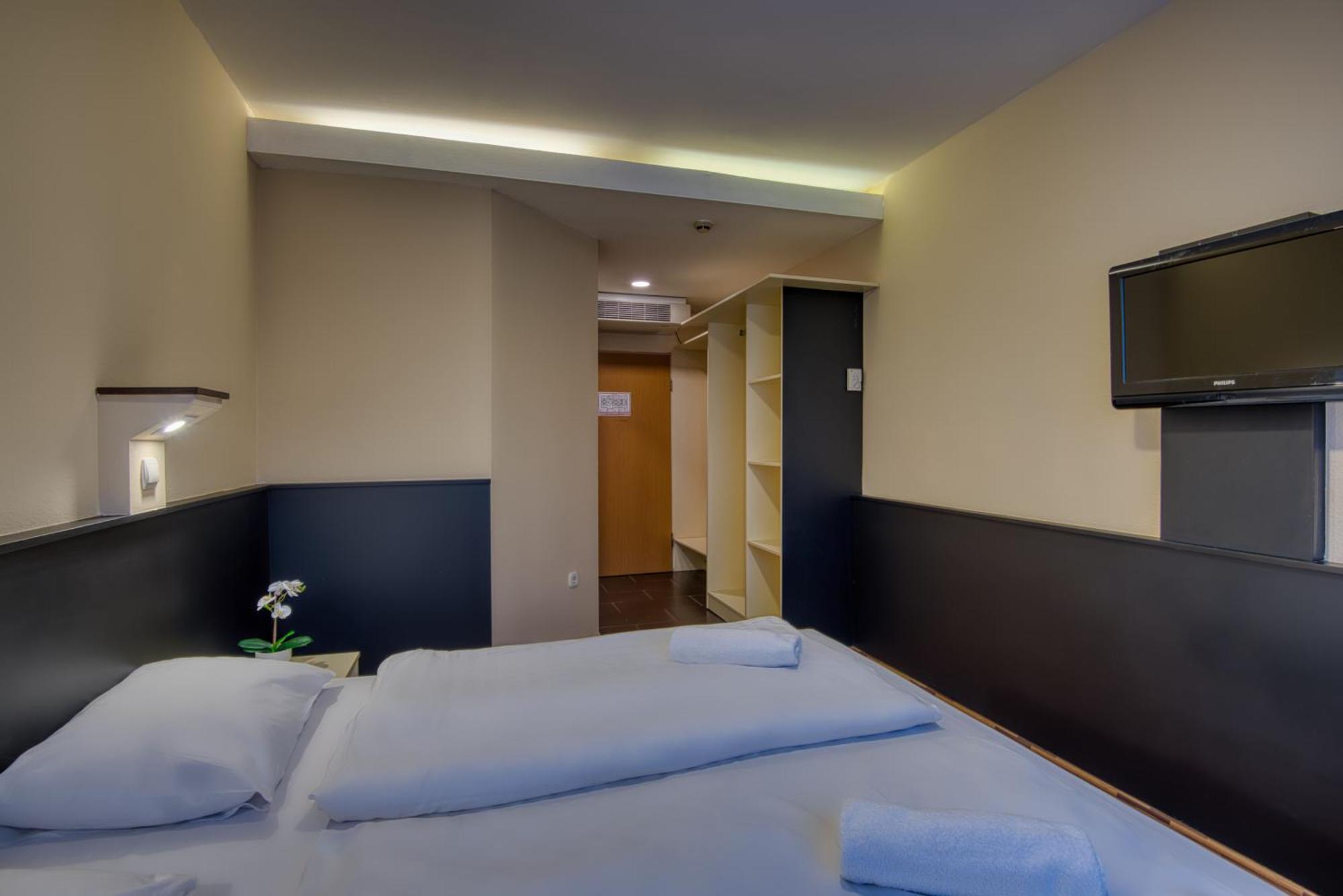 City Budget Hotel Budapest Eksteriør billede