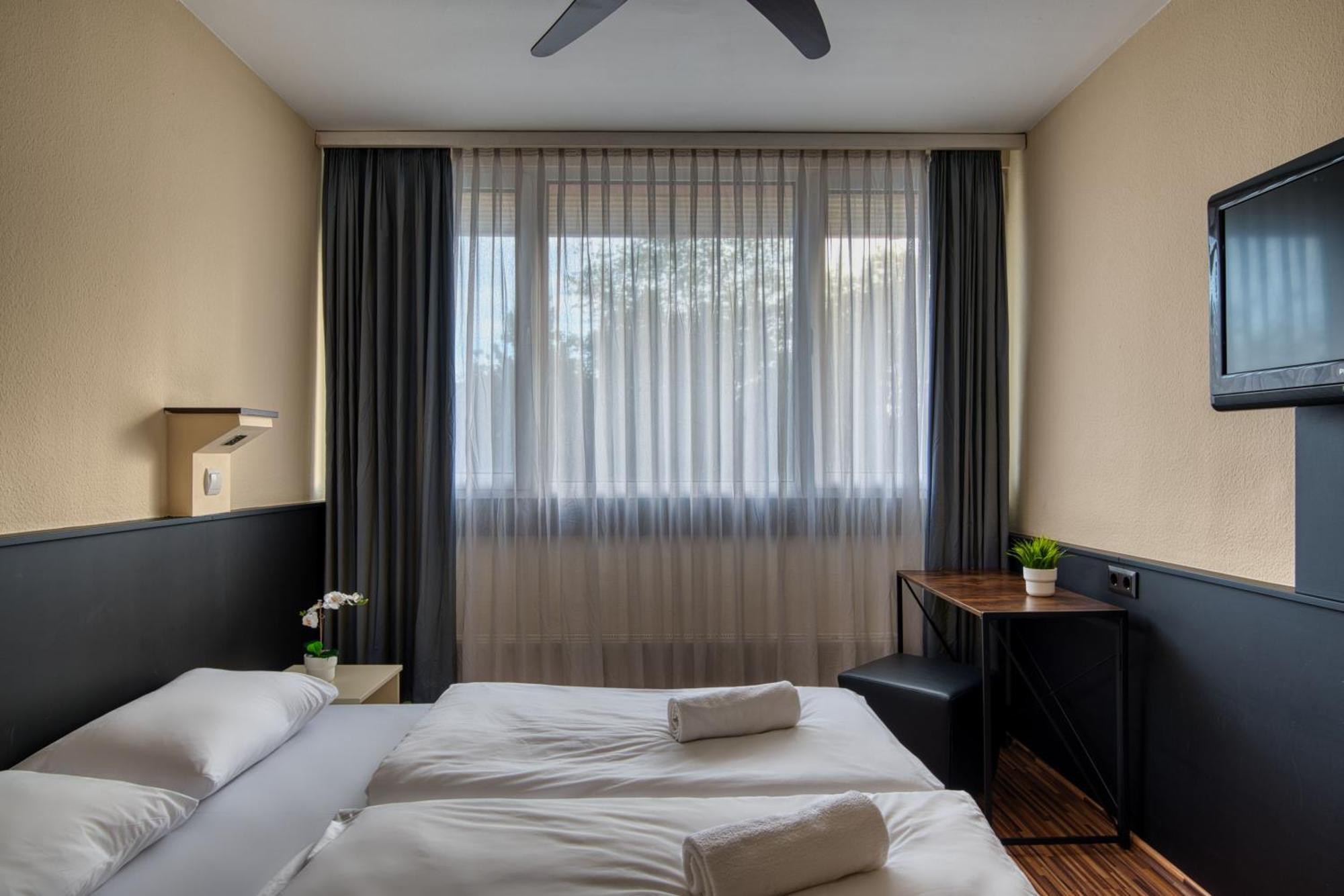 City Budget Hotel Budapest Eksteriør billede